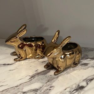 Set of 2 Gold Bunny Planters